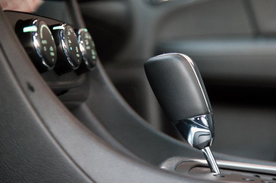  Chrysler 200 2011 года  (фото 61 из 122)
